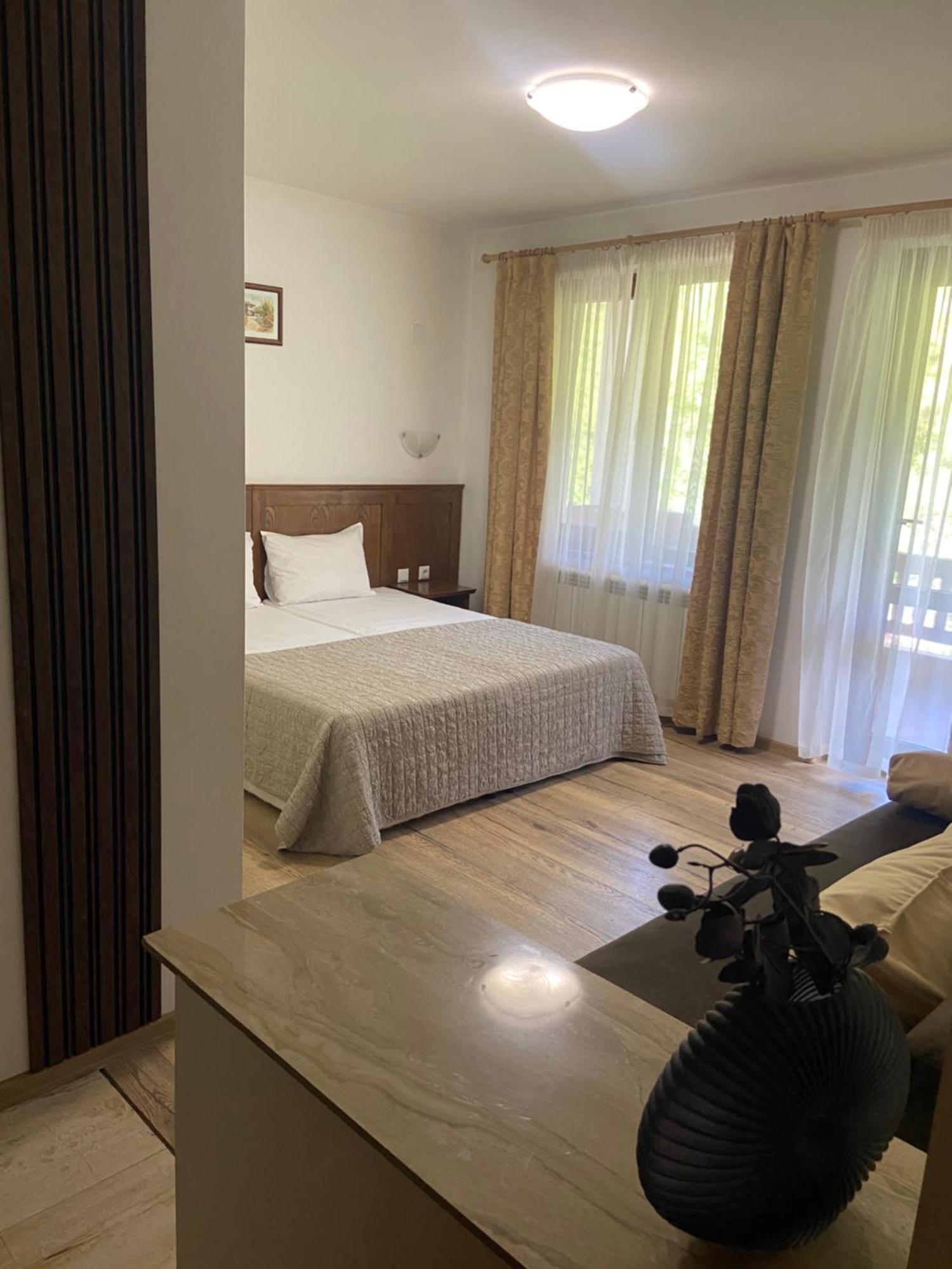 Guest House Rest Cherni Osum Exterior photo